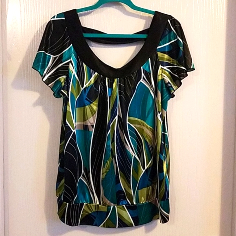 NEW Beautiful ladies blouse size XL top